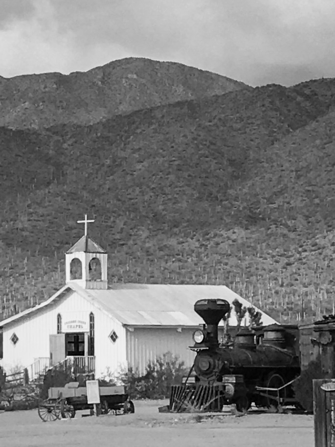 Old Tucson chapel7bandw